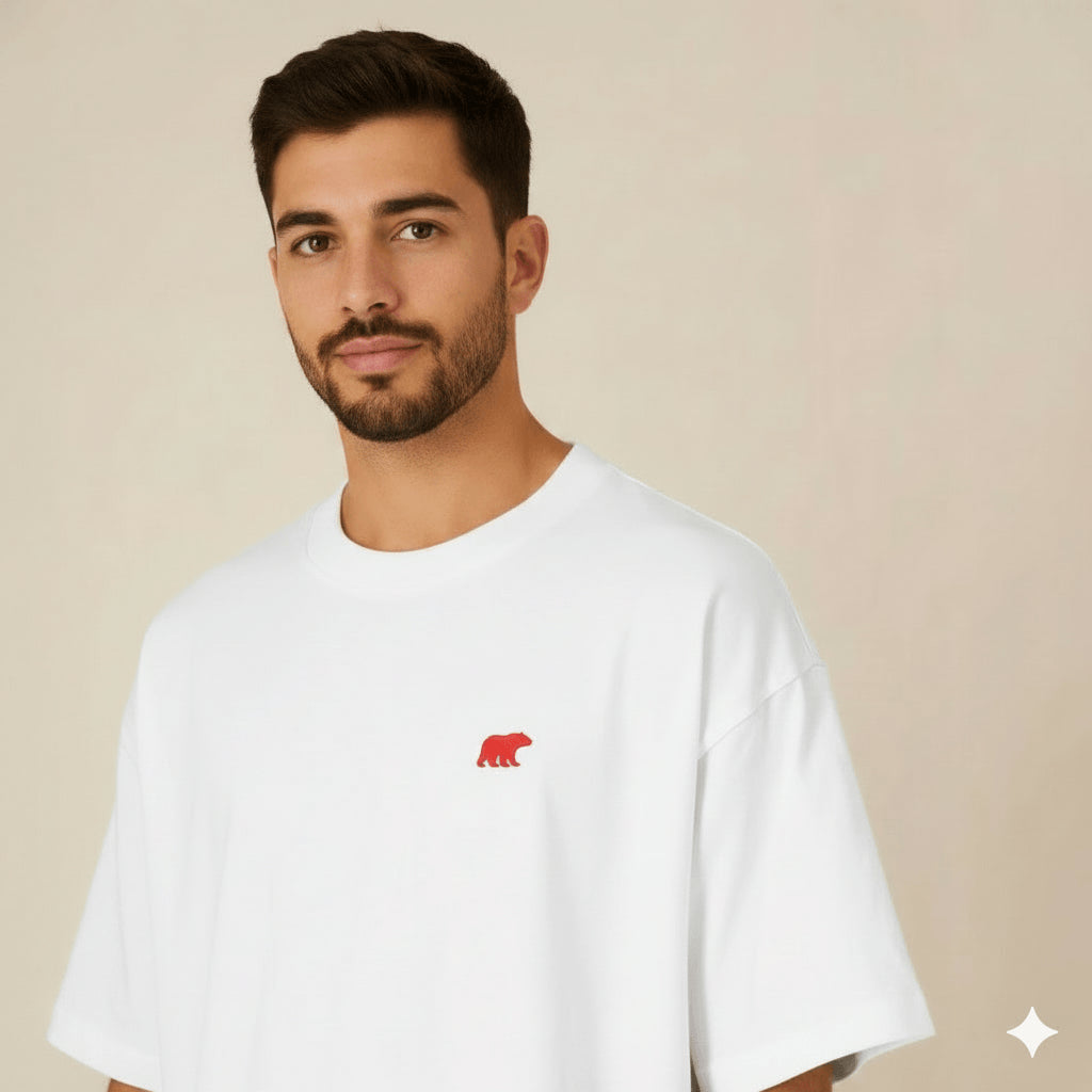 CAMISETA BEAR POCKET OVERSIZED WHITE TOMATO